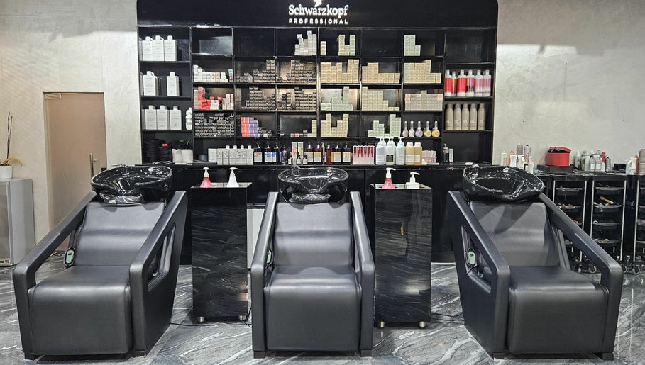 Flair Beauty Salon, bilde 1