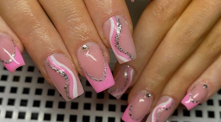 Nails By Ninni Sofia image 2