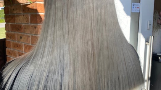 Beckylee Hair