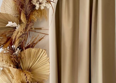 Elegant dried floral decor at ALPENGLOW BEAUTY THERAPY, Methven, Canterbury Region, NZ.