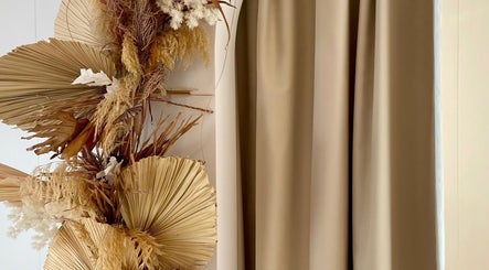Elegant dried floral decor at ALPENGLOW BEAUTY THERAPY, Methven, Canterbury Region, NZ.