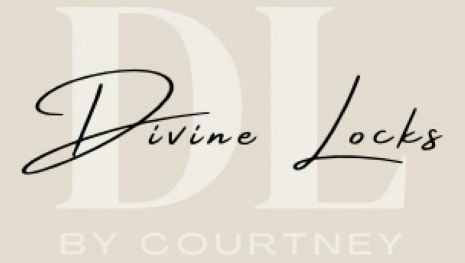 Divine Locks by Courtney, bilde 1