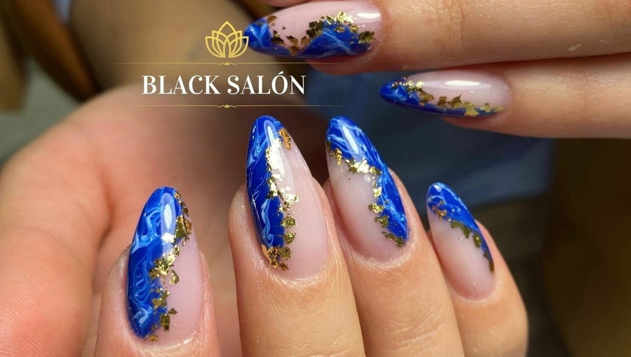 Black Salon – kuva 1