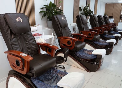Comfortable pedicure chairs at Five Star Nails Mission Bay, Auckland, NZ, offering a relaxing experience.