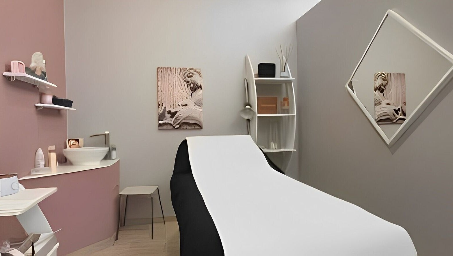 Tranquillo spazio per trattamenti a L'angolo Del Benessere, Torino, Piemonte, IT.