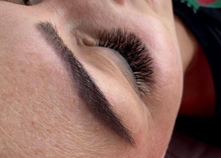 Close-up of expertly applied false lashes at iLash Artistry, Benoni, Gauteng, ZA.