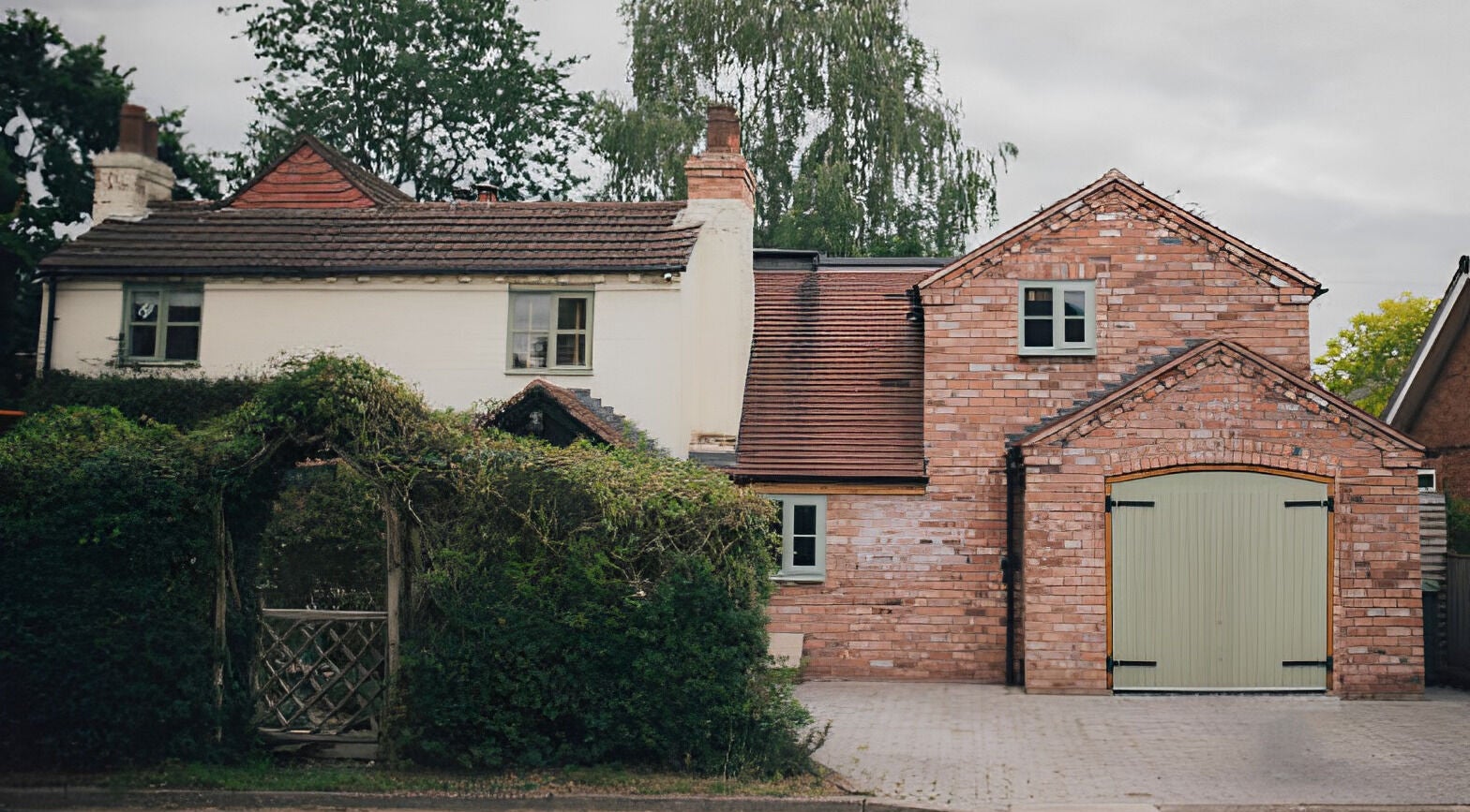 Charming cottage-like exterior of Natural Beauty Aesthetics - Worcester Home Clinic at Fernhill Heath, England, GB.
