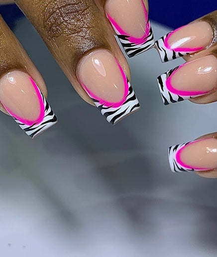 Nailsbyzizipo image 2