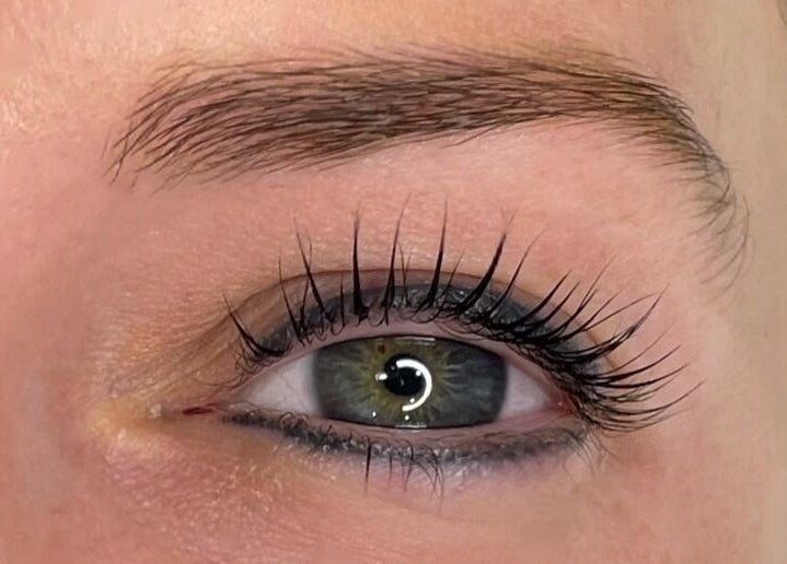 Close-up of styled eyebrow showing beauty enhancement at Studio XO La Lucia in Durban North, Kwazulu-natal, ZA.