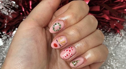 Nails and Beauty by Hannah image 2