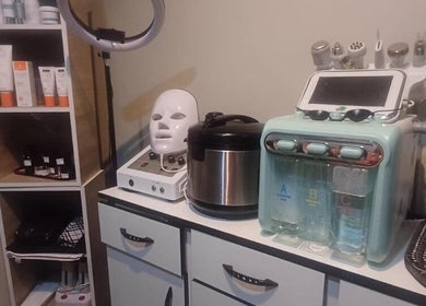 Advanced beauty equipment at BEAUTY WITH FAMZ, Durban, Kwazulu-natal, ZA, showcasing modern skincare tools.