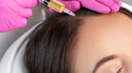 Hair rejuvenation at 7even Trichology Clinic in London, England, GB, featuring a treatment injection.