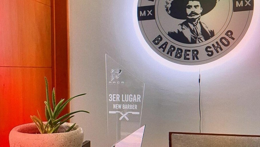 Moustache Mexa Barber Shop изображение 1