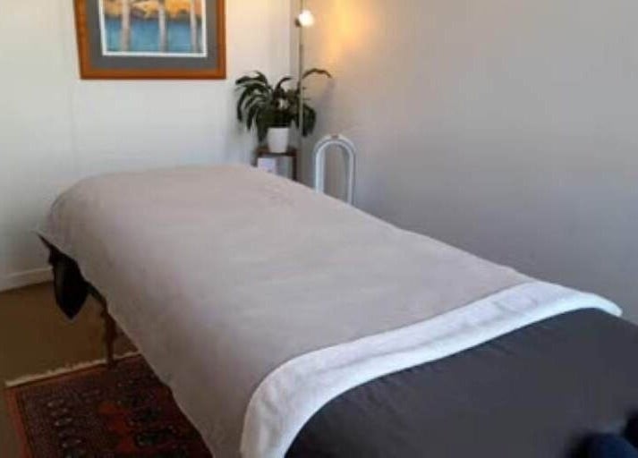 Relaxing massage room at Integrative Bodywork - Therapeutic & Somatic Massage in West Albury, New South Wales, AU.