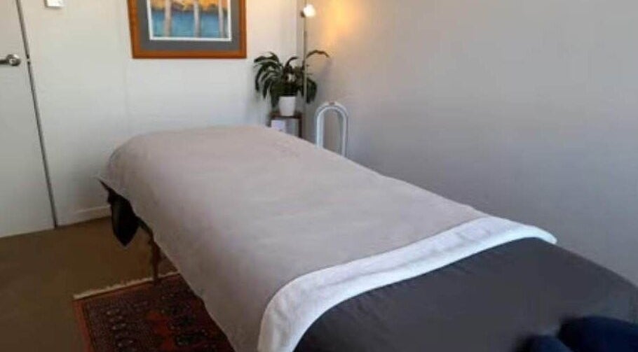 Relaxing massage room at Integrative Bodywork - Therapeutic & Somatic Massage in West Albury, New South Wales, AU.