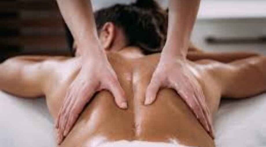 Integrative Bodywork massage session in West Albury, New South Wales, AU providing therapeutic relaxation.