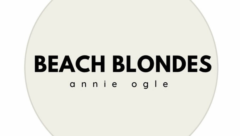 Beach Blondes // Annie Ogle зображення 1