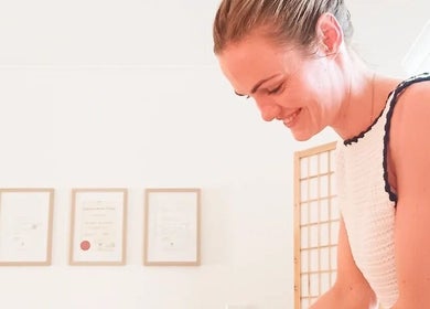 Therapist at Michaela's Holistic Beauty providing a calming massage in Victoria, Victoria, AU.