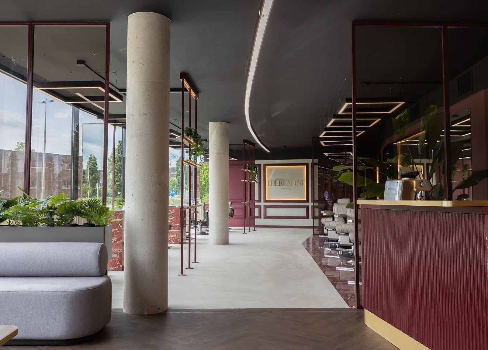 Modern salon lobby bij The Realest Barbers Leidsche Rijn, Utrecht Utrecht NL met stijlvolle inrichting.