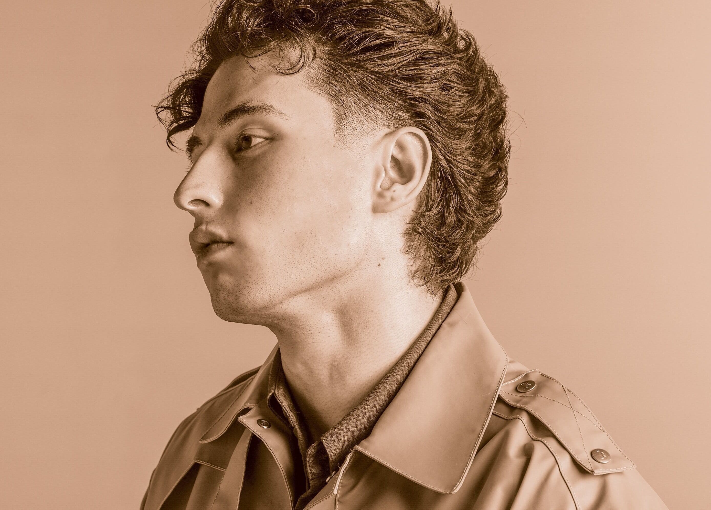 Stijlvolle herenkapsel bij The Realest Barbers Utrecht, Utrecht, NL. Moderne en verzorgde look.