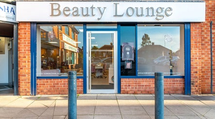 Beauty Lounge Marton image 3