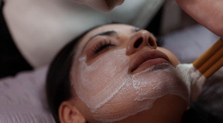 Immagine 3, SKR Beauty Skin clinic (Newcastle)