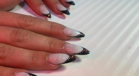 Bxllas Nails image 3