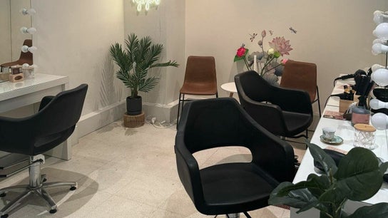 Elegant Beauty Hair and Nail Salon