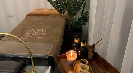Elegant Beauty Hair and Nail Salon image 2