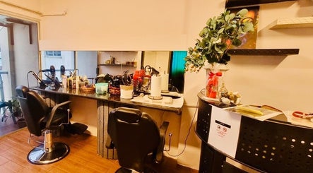 Fed's Hair Nails Beauty Spa