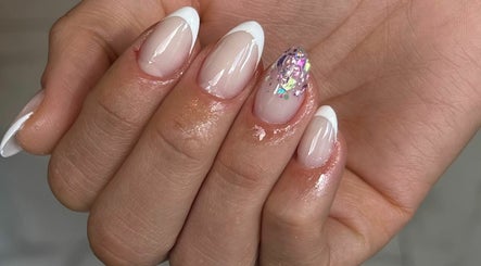 Lari Oliveira Nails