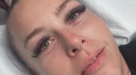 Lash’d by Chan obrázek 3