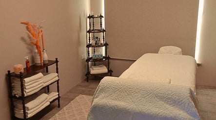 Conscious Care Massage Therapy