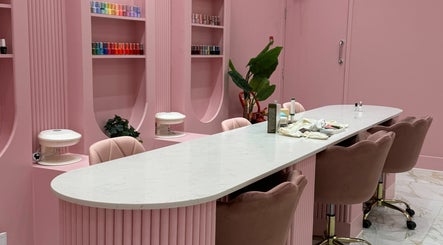 Glam Touch Nails & Beauty Salon (Female only) image 2