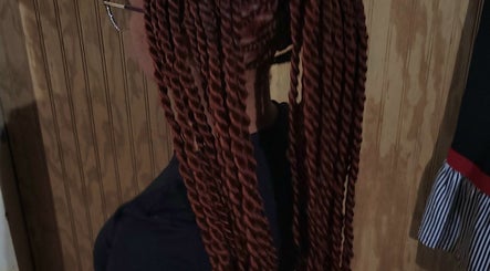Harmonized Hairstyles image 3