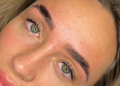Expert brow design at Luxe Beauty in Ripon, England, GB featuring perfectly styled eyebrows.