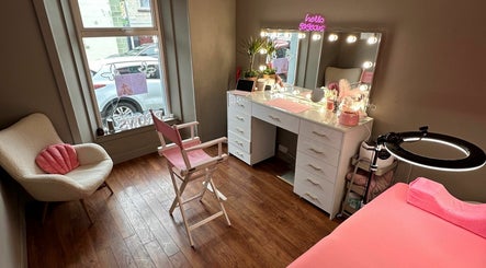 LaBrow Beauty Room