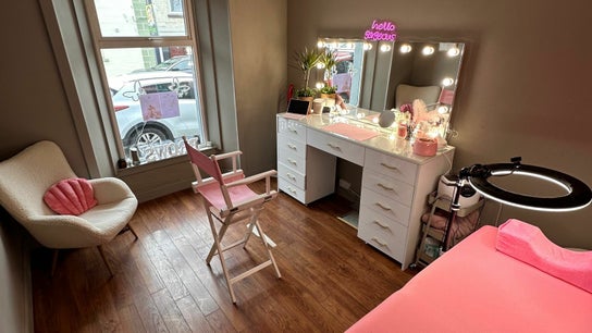 LaBrow Beauty Room