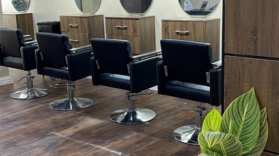 Strands Salon