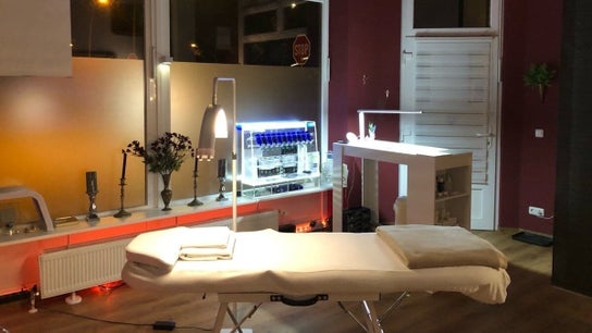 Gemütlicher Behandlungsraum bei Carrie's Cosmetic - Dulsberg Hamburg, Hamburg, Hamburg, DE.