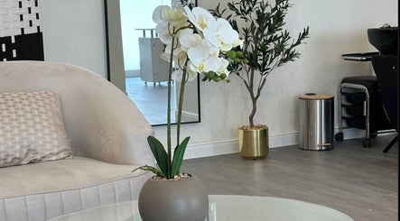 ‎⁨مشغل الخيال الملهم للتزيين النسائي⁩ image 3