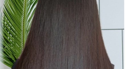 Εικόνα La Coiffure Fleurie 3