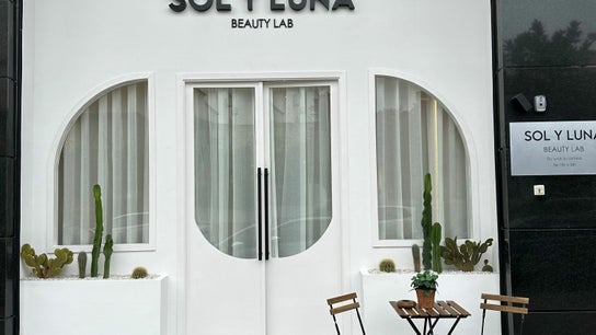 Sol Y Luna Beauty Lab