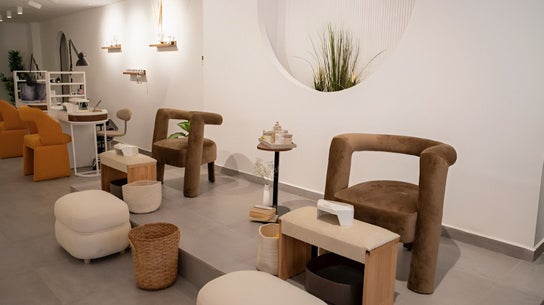 Sol Y Luna Beauty Lab