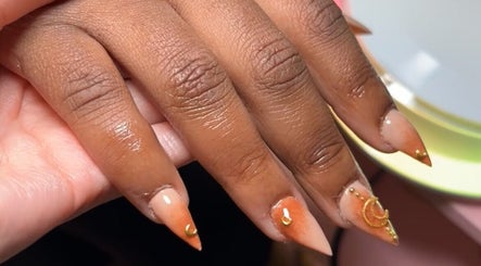 Unique Nails image 3