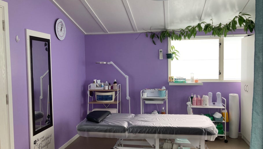 Sugar Waxing & Beauty Studio image 1