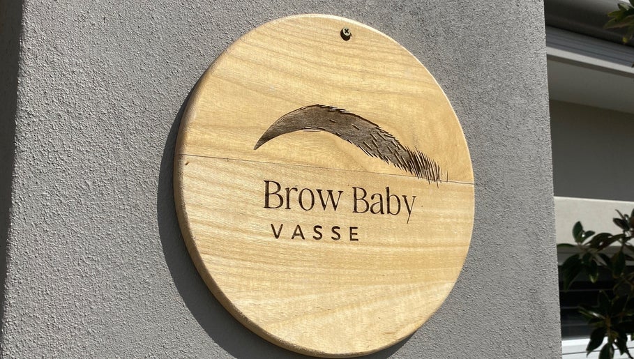 Brow Baby Vasse image 1