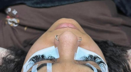 Lashes by Younice imej 3