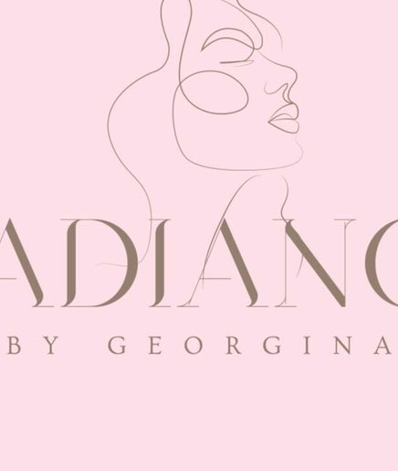 Radiance By Georgina billede 2