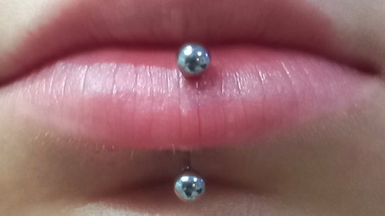Adnpiercer - Andreia Bodypiercer